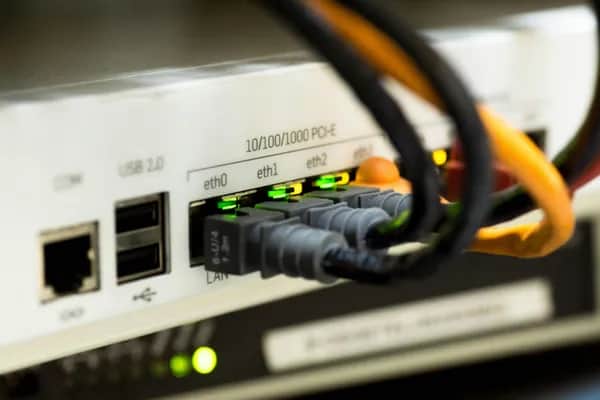 Internet Dresden Glasfaser vs Kabel