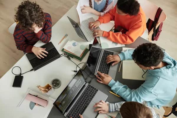 Preiswerter Internet Vertrag für Studenten in Dresden
